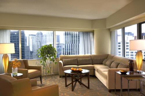Swissotel Chicago - image 5