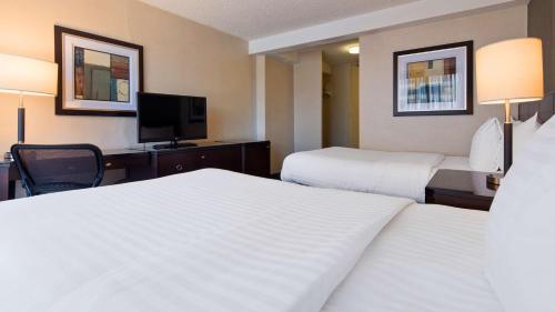 Best Western Grant Park Hotel - image 2