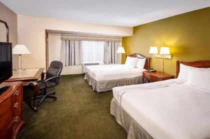 Chicago Lakeshore Hotel - image 2