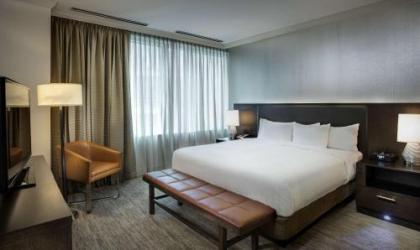 Hyatt Centric Chicago Magnificent Mile - image 5