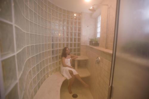 Ray's Bucktown Bed and Breakfast - image 5