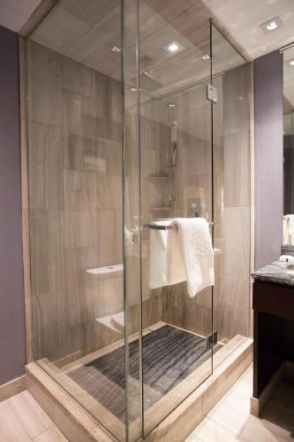 Ivy Boutique Hotel - image 2