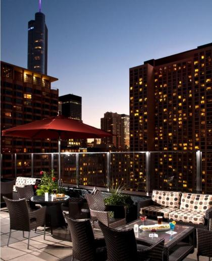 The Inn of Chicago - image 3