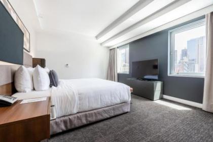 Godfrey Hotel Chicago - image 5