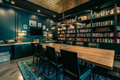 The Guesthouse Hotel - image 13