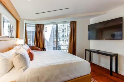 Conrad Chicago - image 3