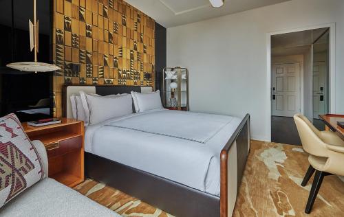 Viceroy Chicago - main image