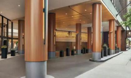 Hilton Grand Vacations Chicago Downtown Magnificent Mile - image 5