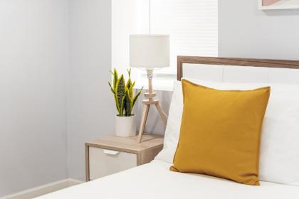 Cozy and Comfy 1BR Condo in Logan Square! - image 12