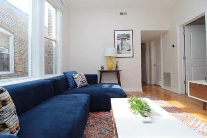 Updated Wicker Park 2BR with W&D by Zencity - image 14