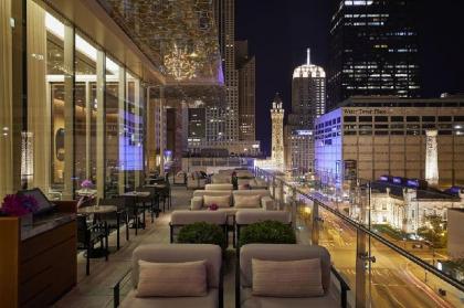 The Peninsula Chicago - image 8