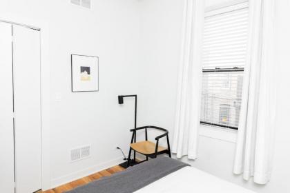 Classic DePaul 2BR with Full Kitchen by Zencity - image 16