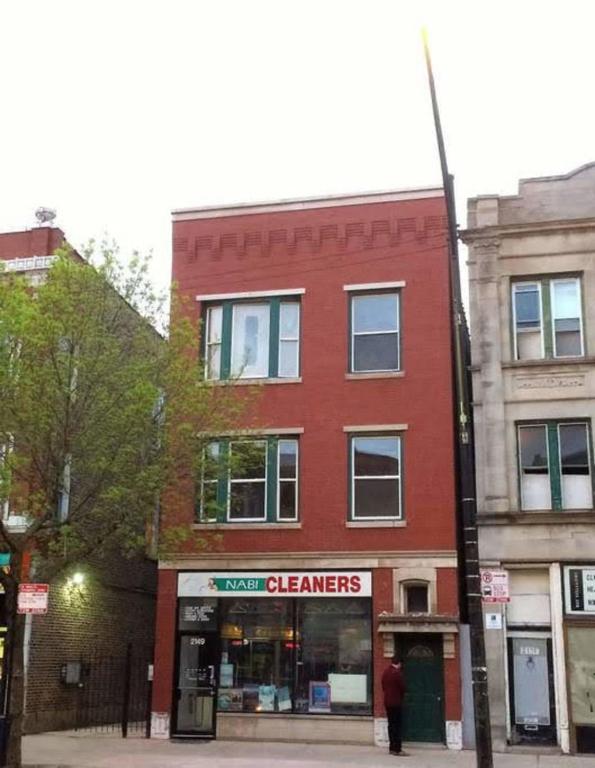 Updated Wicker Park 3BR with W&D by Zencity - image 3
