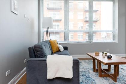 modern River West 2BR with WD by Zencity Chicago Illinois