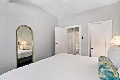 Comfy 1BR Apt Near Lakeview Shops & Restaurants - image 10
