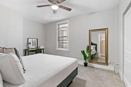 3BR on Bustling streeteasy walk to Shops & Dining - image 11