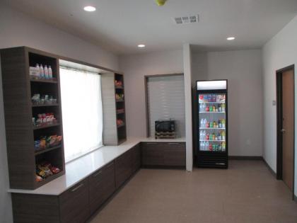 Best Western Plus Chickasha Inn - image 14
