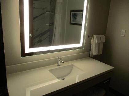 Best Western Plus Chickasha Inn - image 6