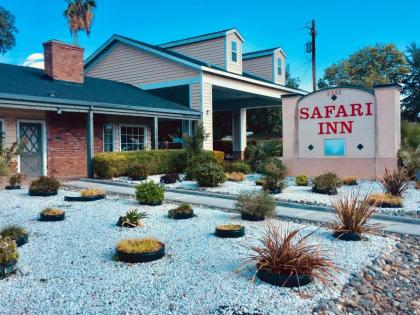 Safari Inn