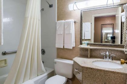 Quality Inn Chicopee-Springfield - image 14