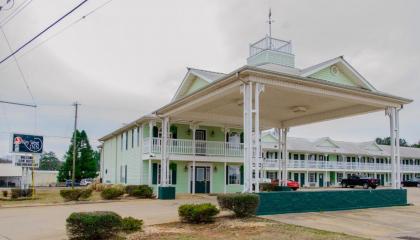 Key West Inn   Childersburg Alabama