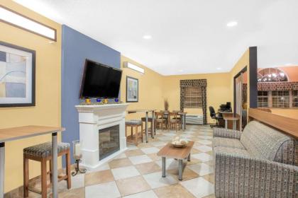 Microtel Inn & Suites Chili/Rochester - image 13