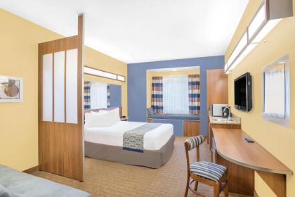 Microtel Inn & Suites Chili/Rochester - image 3