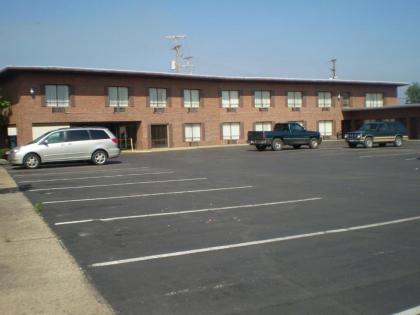Executive Inn Chillicothe - image 10