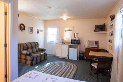 The Chimney Rock Inn & Cottages - image 8