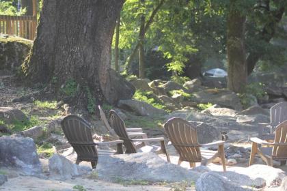The Evening Shade River Lodge and Cabins - image 10