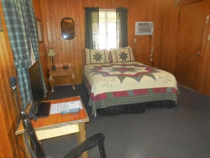 The Evening Shade River Lodge and Cabins - image 4