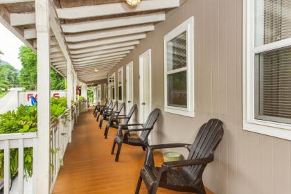 Hickory Falls Guesthouse - image 5