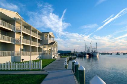 Hampton Inn  Suites Chincoteague Waterfront Va Chincoteague Island 