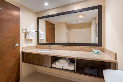 Holiday Inn Canyon De Chelly-Chinle an IHG Hotel - image 5