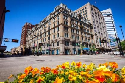 The Cincinnatian Hotel