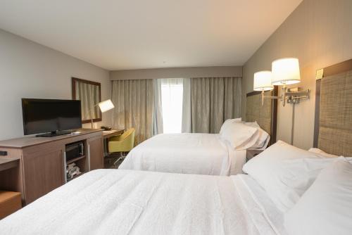 Hampton Inn & Suites - Cincinnati/Kenwood OH - image 4