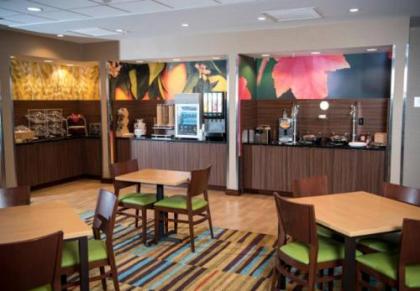Fairfield Inn  Suites by marriott Cincinnati UptownUniversity Area Cincinnati