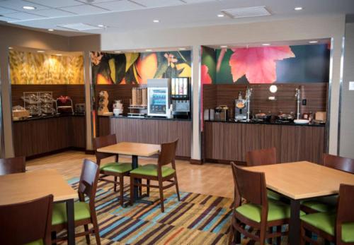 Fairfield Inn & Suites by Marriott Cincinnati Uptown/University Area - main image