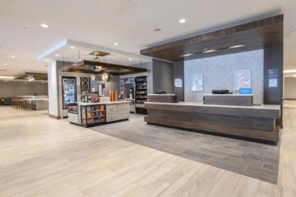 Hilton Garden Inn Cincinnati Midtown - image 2