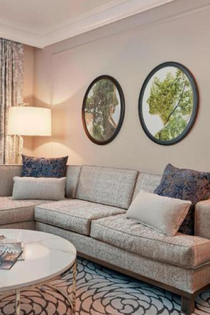 The Lytle Park Hotel Autograph Collection - image 4