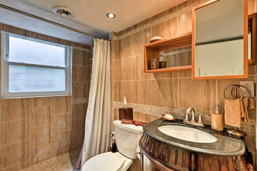 Contemporary Cincinnati Apt with WiFi Near Kenwood! - image 4