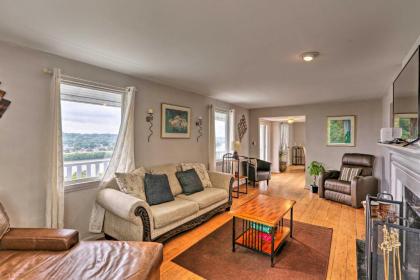 Queen City Home with River View - 3 Mi to Dtwn! - image 4