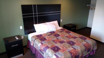 Gene's Motel - image 14