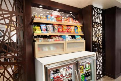 Hampton Inn - Portland/Clackamas - image 19