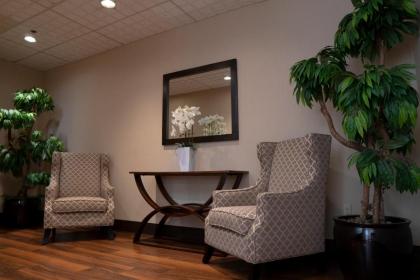 Monarch Hotel & Conference Center - image 13