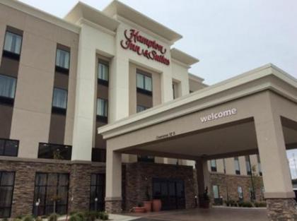 Hampton Inn & Suites Claremore