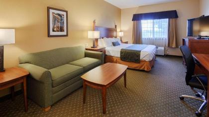 Best Western Plus Red River Inn - image 12