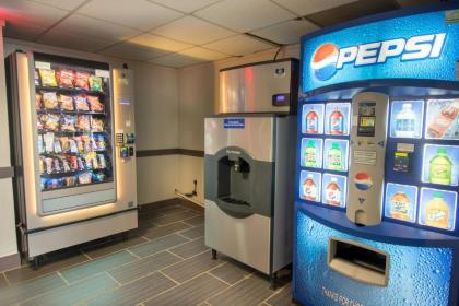 Motel 6-Clarion PA - image 14