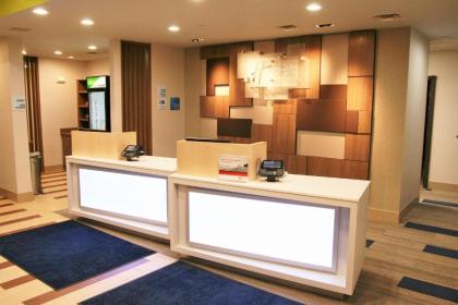 Holiday Inn Express & Suites Clarion an IHG Hotel - image 6