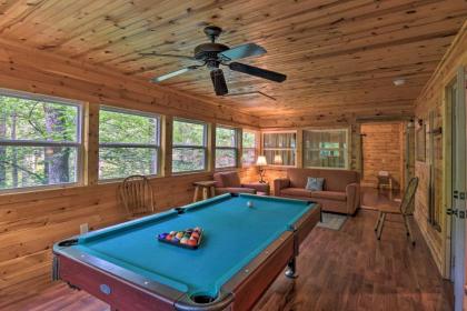 The Wishing Well Cabin Pool Table Firepit - image 2